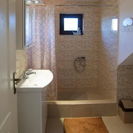 Kastel Marijeta 4* Susara